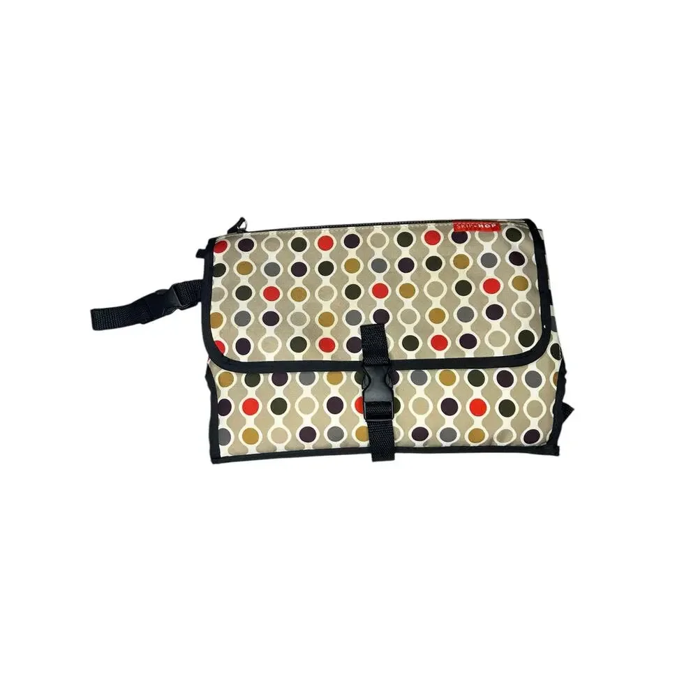 skip Hop diaper  pronto changing pad clutch
